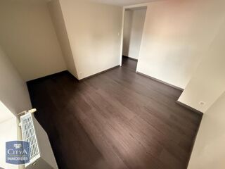  Appartement à louer 3 pièces 94 m²