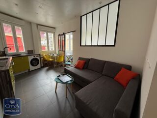  Appartement à louer 4 pièces 59 m²