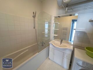  Appartement à louer 3 pièces 58 m²