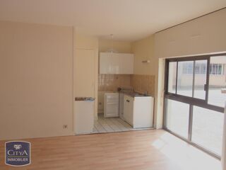  Appartement à louer 1 pièce 32 m²