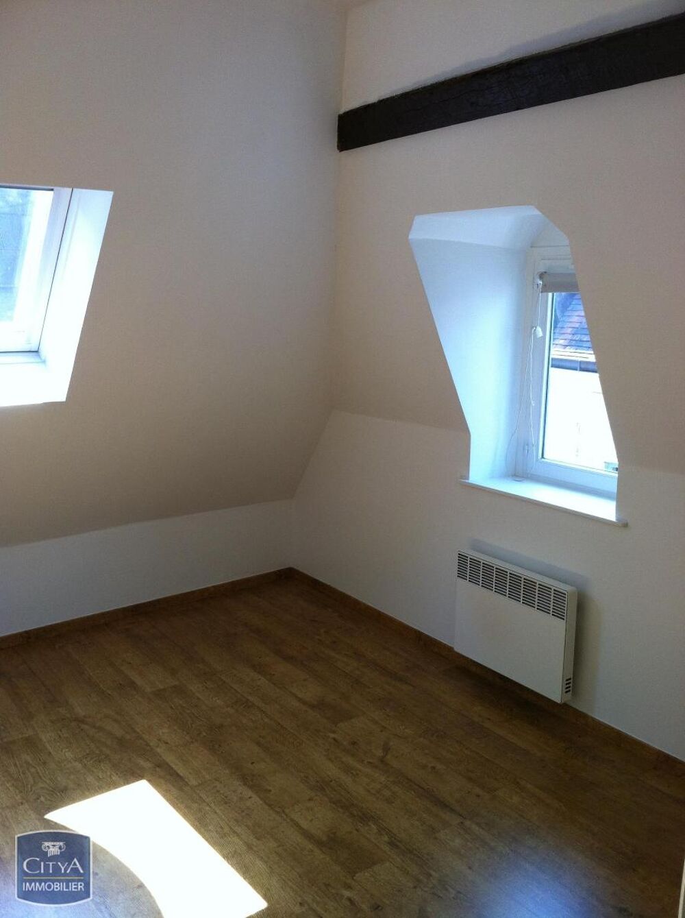 location Appartement - 2 pièce(s) - 33 m² Arras (62000)
