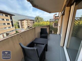  Appartement à louer 2 pièces 46 m²