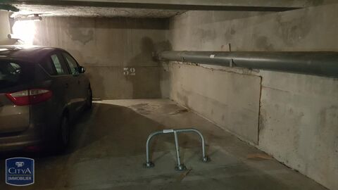  Parking / Garage  louer 
