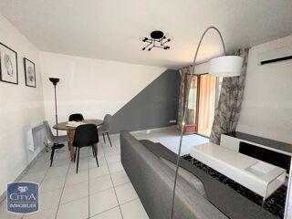  Appartement à louer 2 pièces 47 m²