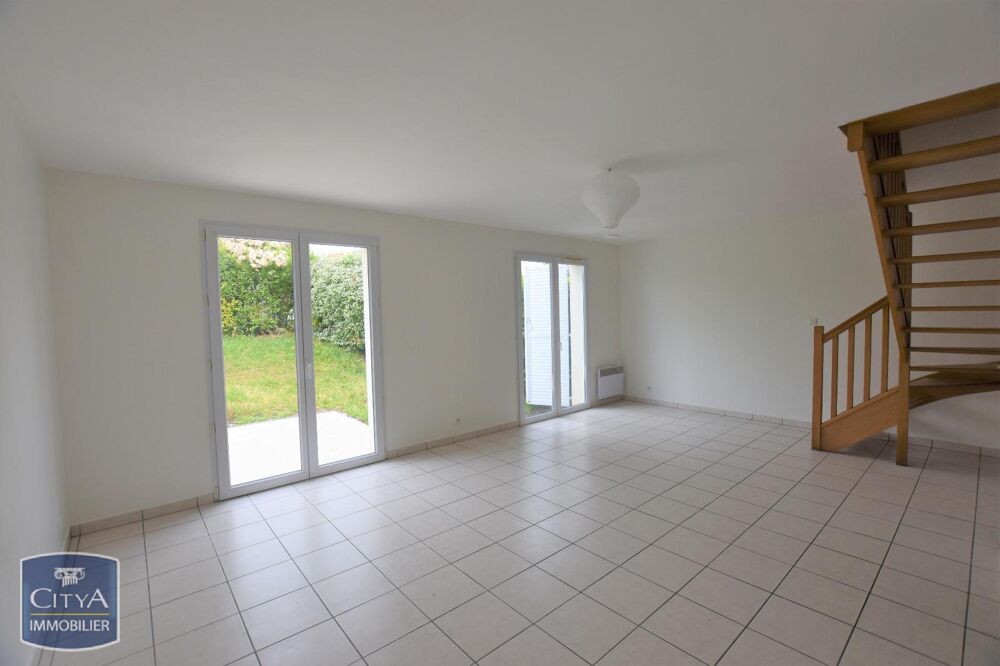 À LOUER : Maison T4 située en plein coeur de Cholet, dans....