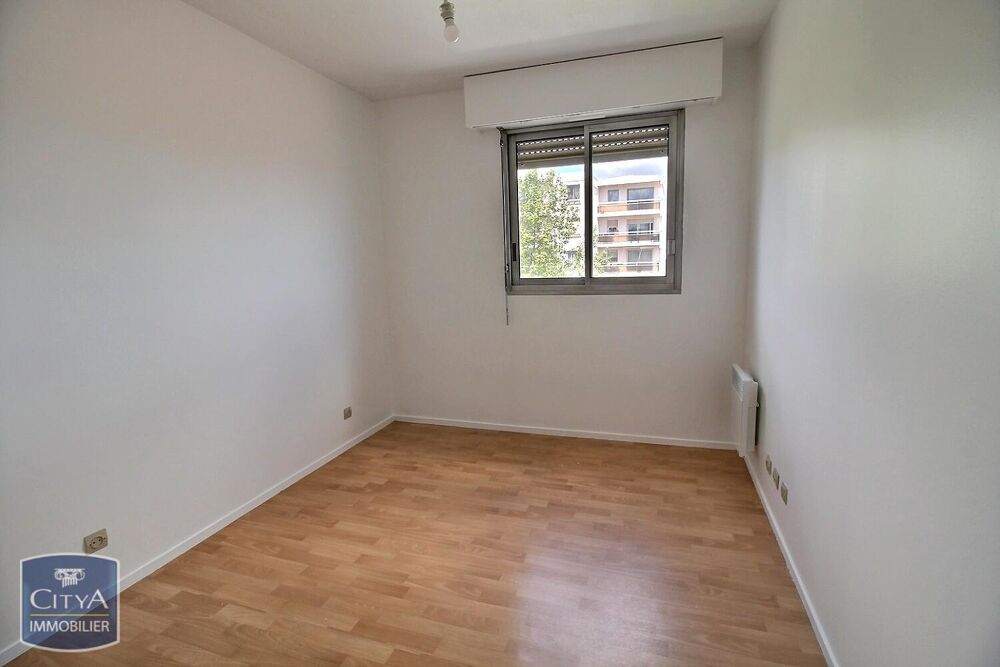 À LOUER : Appartement T3 situé à Bordeaux. Ce bien immob....
