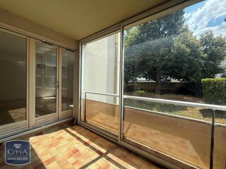  Appartement à louer 3 pièces 71 m²