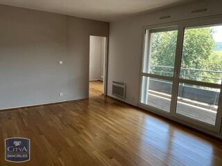  Appartement � louer 3 pi�ces 75 m�