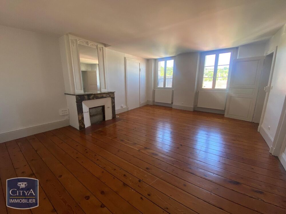 À LOUER : Superbe appartement ancien T5 à Agen ! Idéalem....