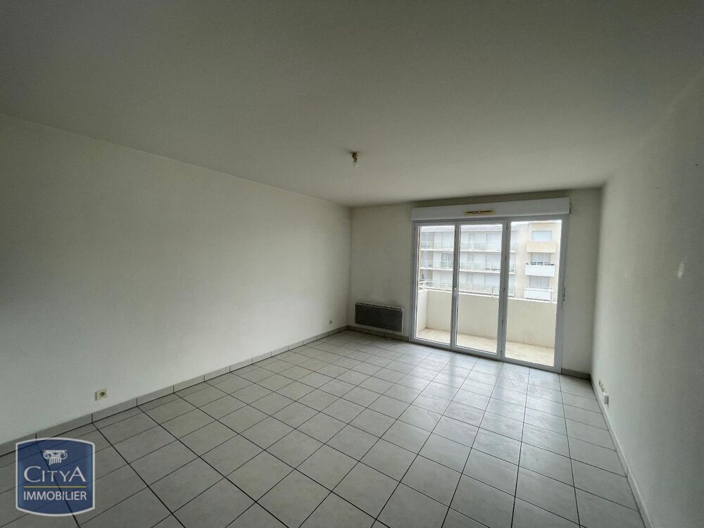 location Appartement - 2 pièce(s) - 43 m² Poitiers (86000)