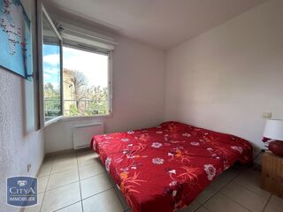  Appartement à louer 4 pièces 85 m²