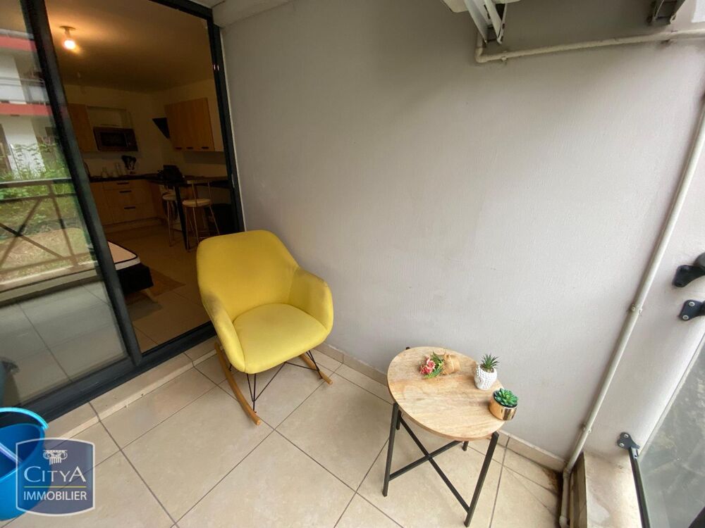 location Appartement - 1 pièce(s) - 20 m² Sainte-Clotilde (97490)