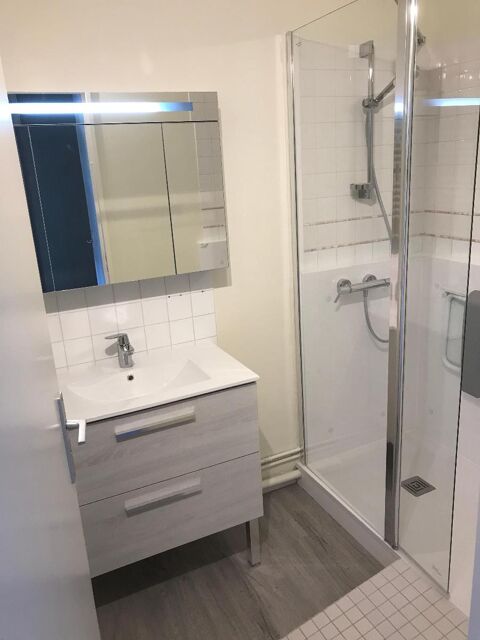  Appartement � louer 3 pi�ces 77 m�