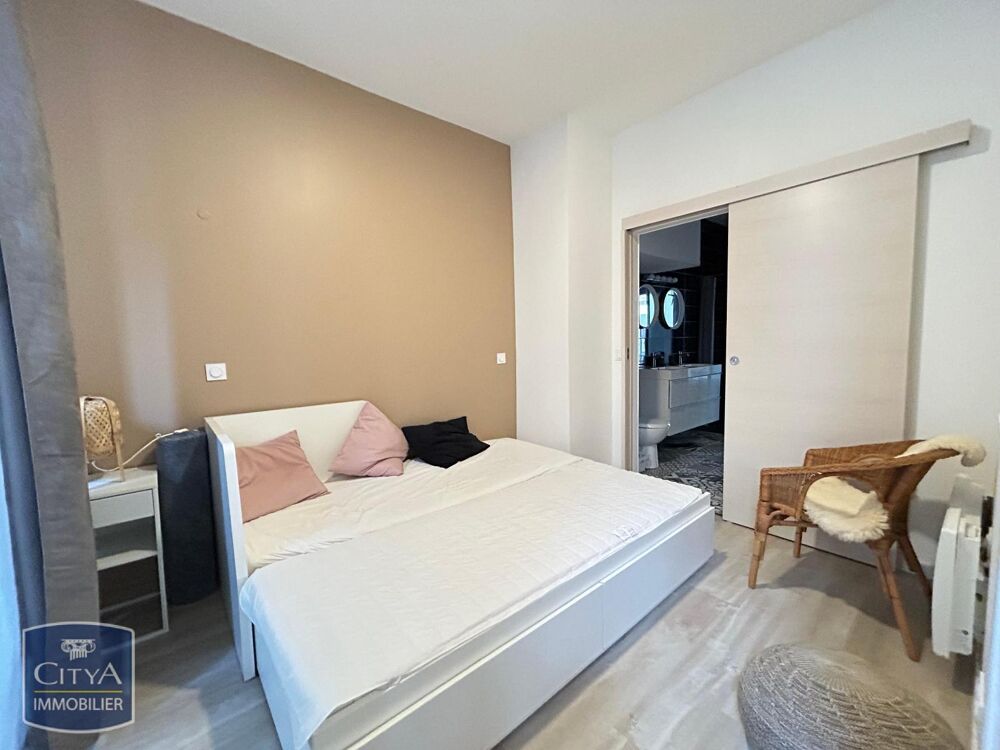 À LOUER : Appartement T3 meublé de 62.29 m² à Saint-Étie....