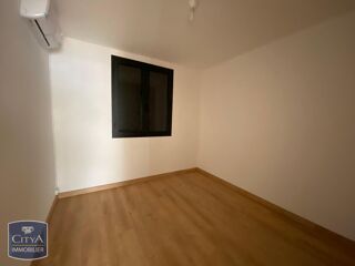  Appartement à louer 4 pièces 105 m²