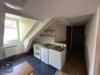  Appartement à louer 3 pièces 42 m²