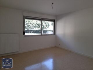 Appartement à louer 1 pièce 38 m²