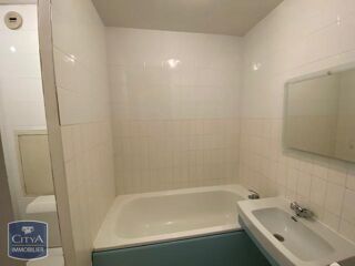  Appartement à louer 1 pièce 28 m²