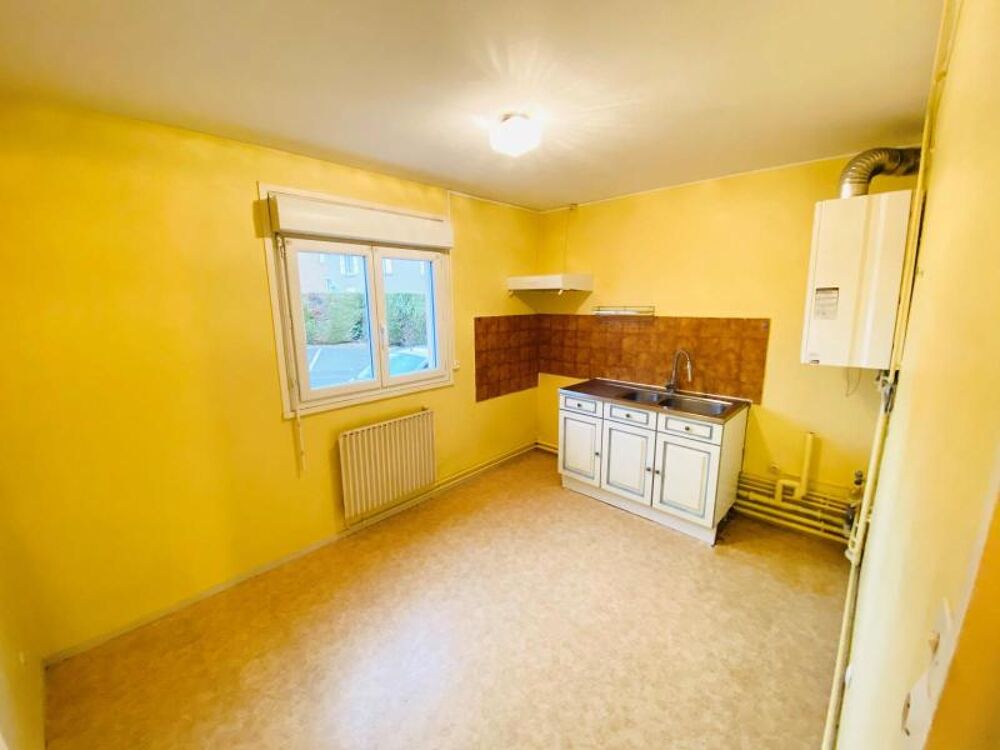 À louer, agréable appartement situé dans une résidence s....