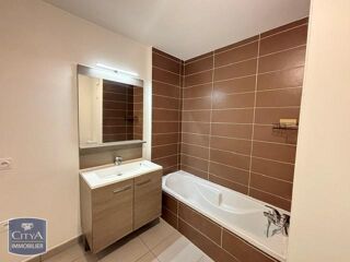  Appartement à louer 2 pièces 44 m²