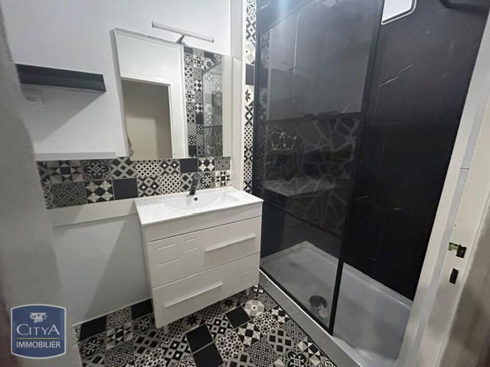A LOUER APPARTEMENT RENOVE 3 PIECES - 70 M² - LAVAL Cet ....