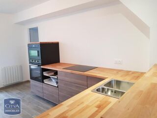  Maison à louer 6 pièces 189 m²