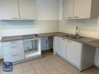  Appartement à louer 3 pièces 73 m²