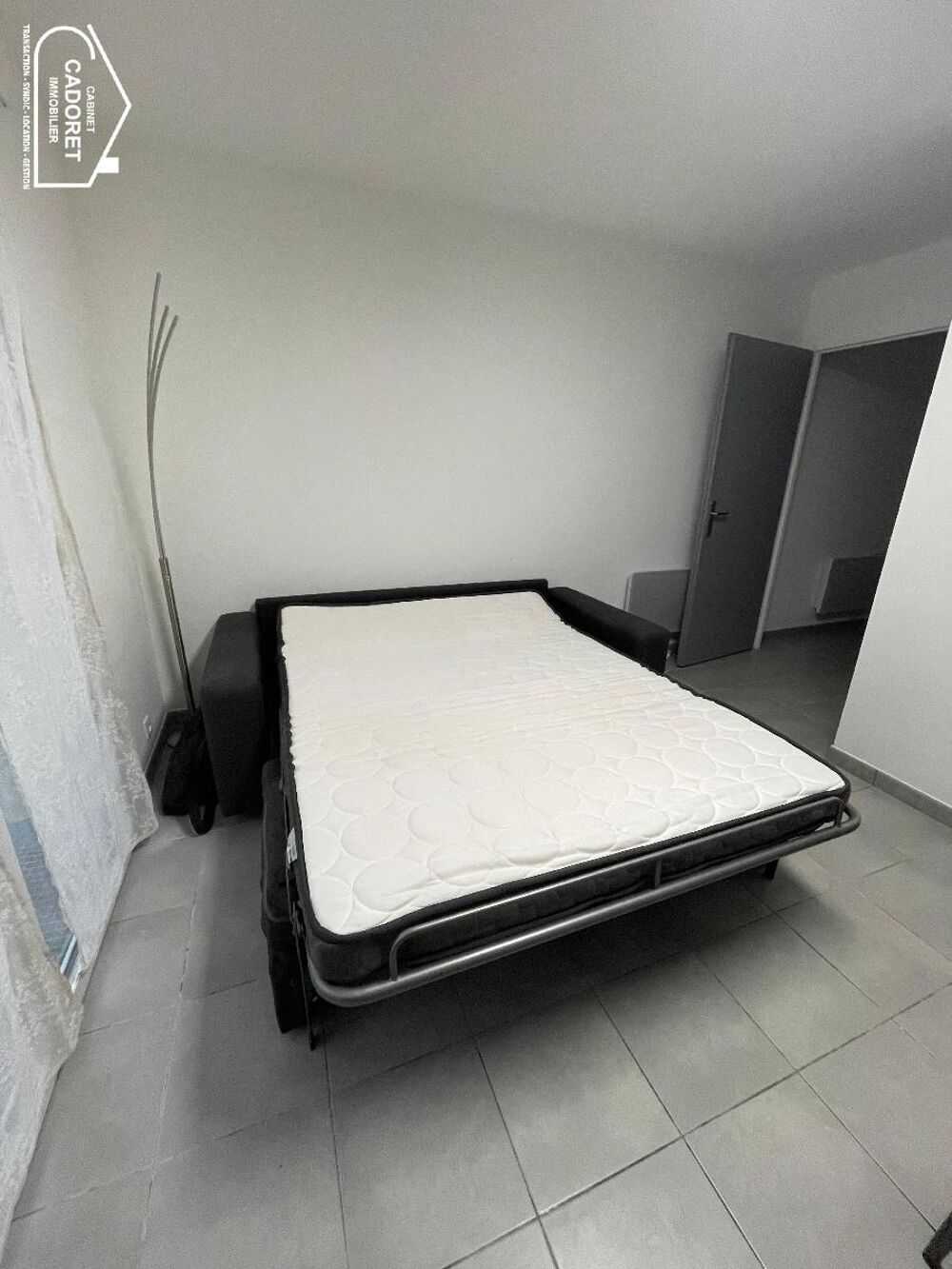 Studio meublé - 26 m² - Le cabinet CADORET Immobilier vo....