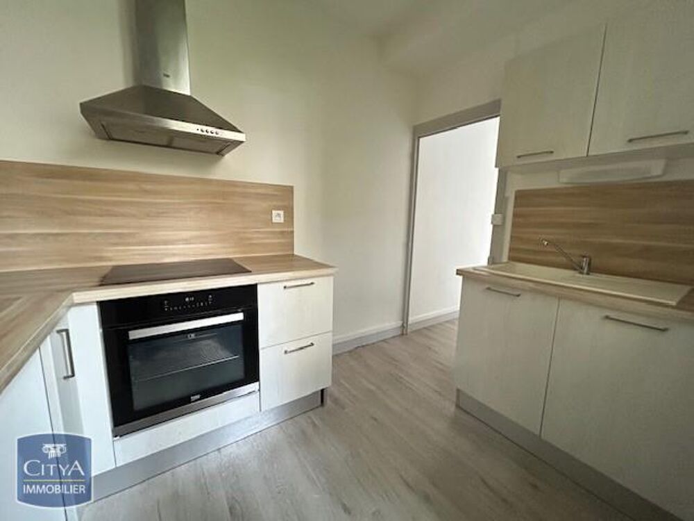 location Maison - 9 pièce(s) - 210 m² Poitiers (86000)