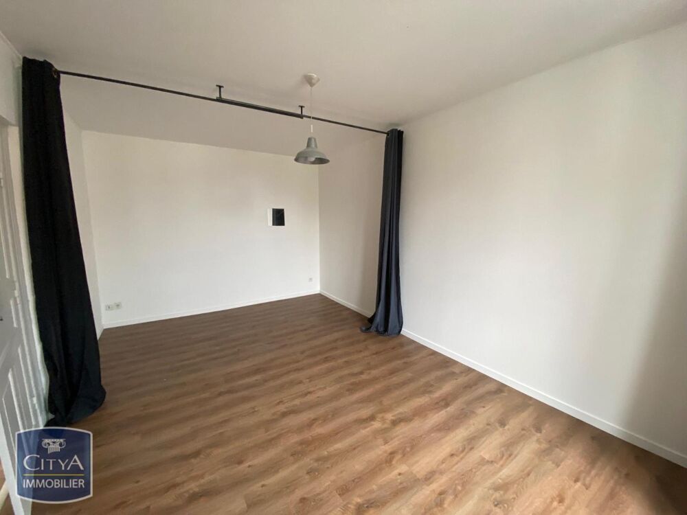 location Appartement - 2 pièce(s) - 37 m² Oyonnax (01100)