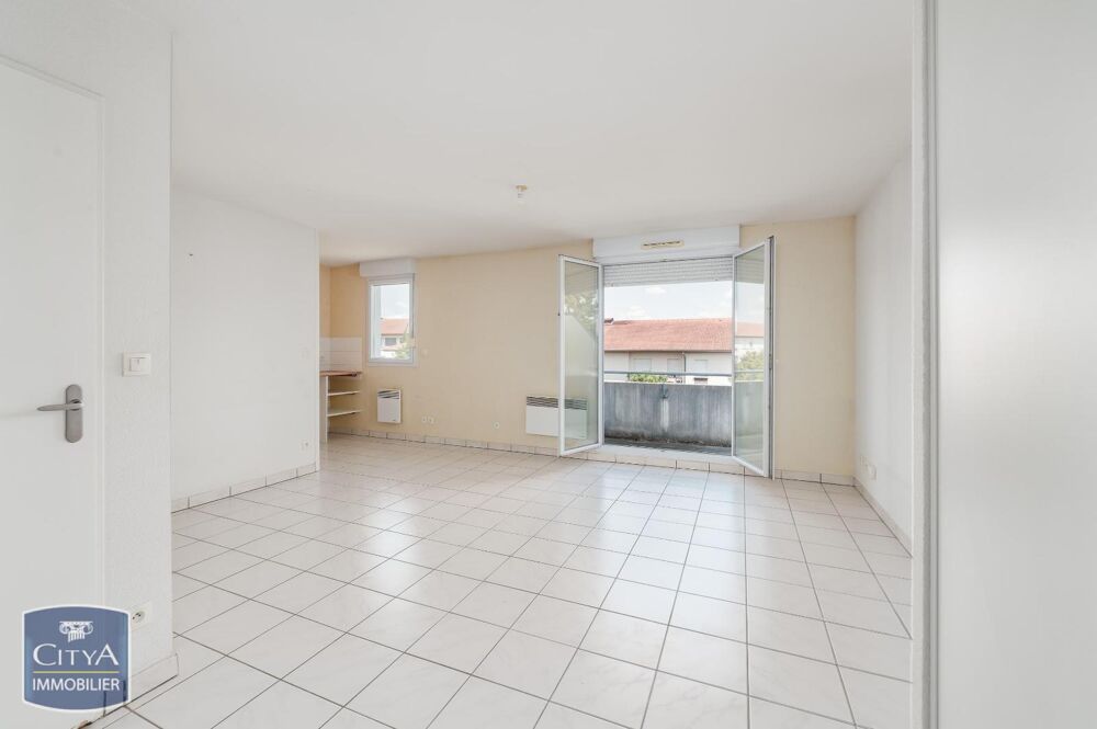 location Appartement - 2 pièce(s) - 49 m² Cusset (03300)