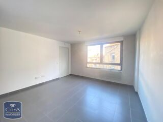  Appartement à louer 2 pièces 36 m²