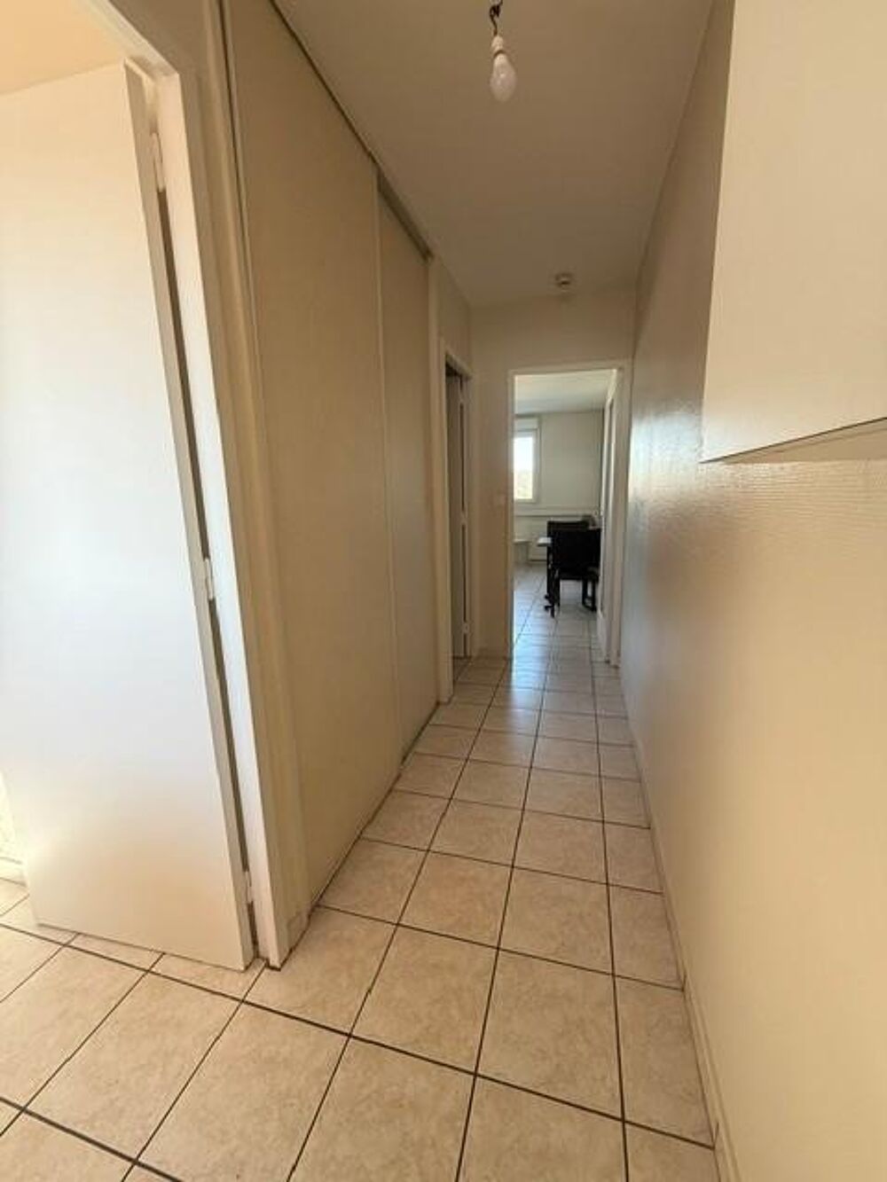 location Appartement - 1 pièce(s) - 31 m² Mâcon (71000)