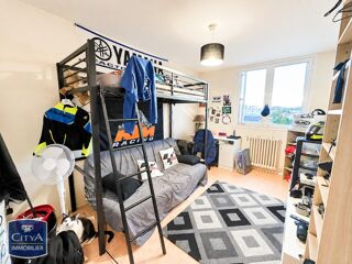  Appartement à louer 3 pièces 65 m²