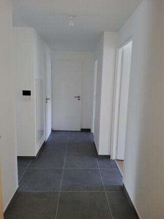  Appartement à louer 3 pièces 78 m²