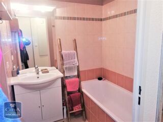  Appartement à louer 2 pièces 46 m²