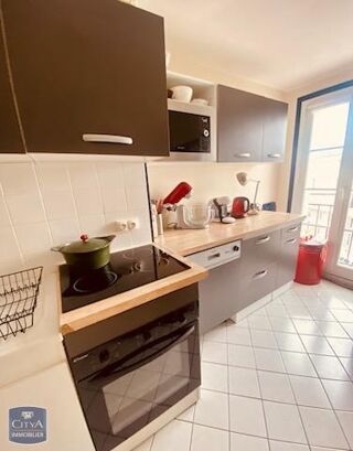  Appartement à louer 3 pièces 86 m²