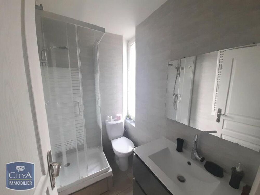 À LOUER : Appartement T1 situé à Nazelles Negron, dans l....