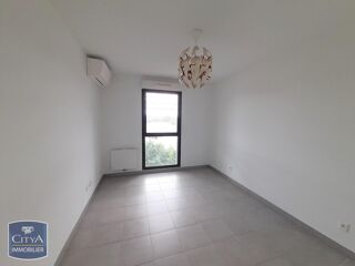  Appartement à louer 3 pièces 57 m²