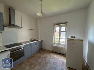  Appartement à louer 4 pièces 100 m²