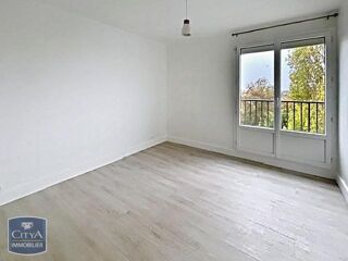 location Appartement - 2 pièce(s) - 59 m² Saint-Brieuc (22000)