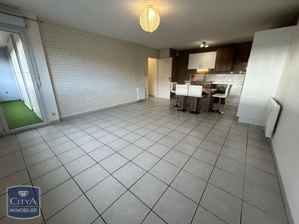 Saint Eloi - À LOUER : Appartement T3 situé dans une rés....