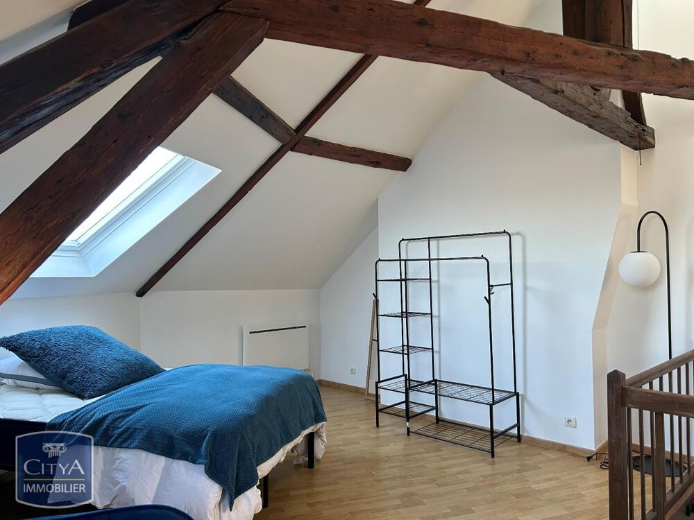 À LOUER - LOFT SPACIEUX - PARC DE LA HOTOIE Découvrez ce....