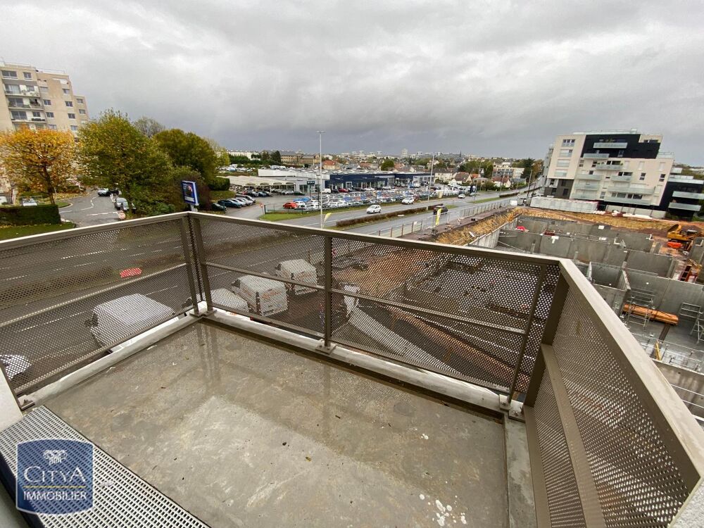 STUDIO de 27.7m2 - CAEN À louer : découvrez cet appartem....