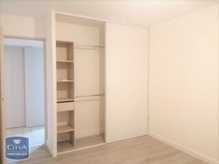  Appartement à louer 3 pièces 70 m²