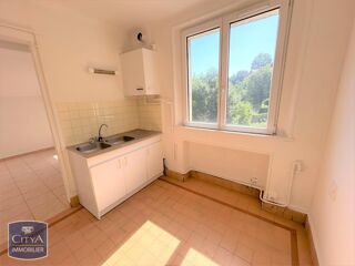  Appartement à louer 3 pièces 50 m²