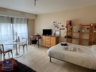  Appartement à louer 1 pièce 35 m²