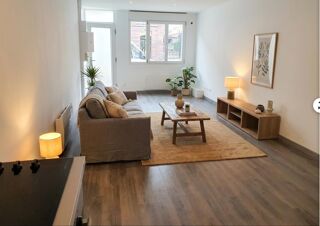  Immeuble à vendre 99 m²