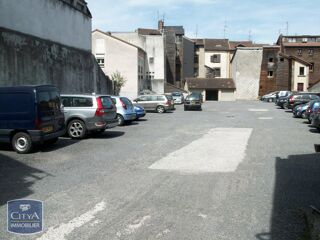 Parking / Garage à louer 