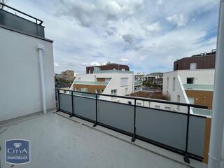  Appartement à louer 4 pièces 80 m²